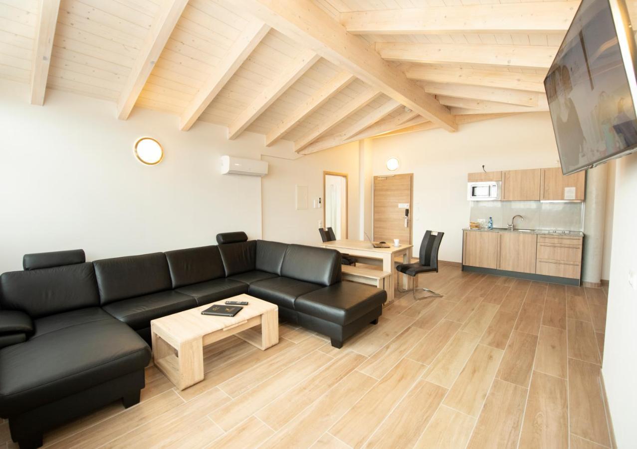 Stadthotel Donauwörth Esterno foto
