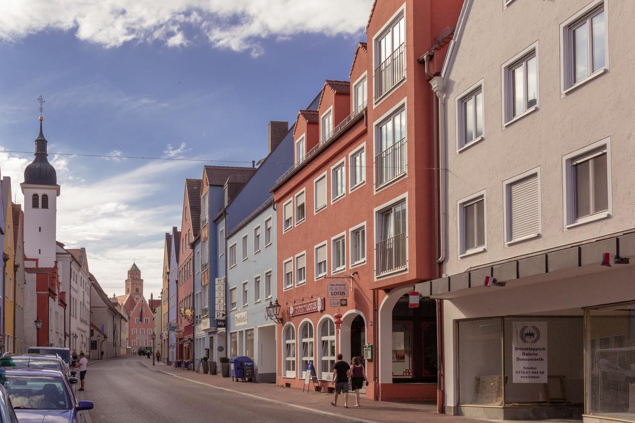Stadthotel Donauwörth Esterno foto