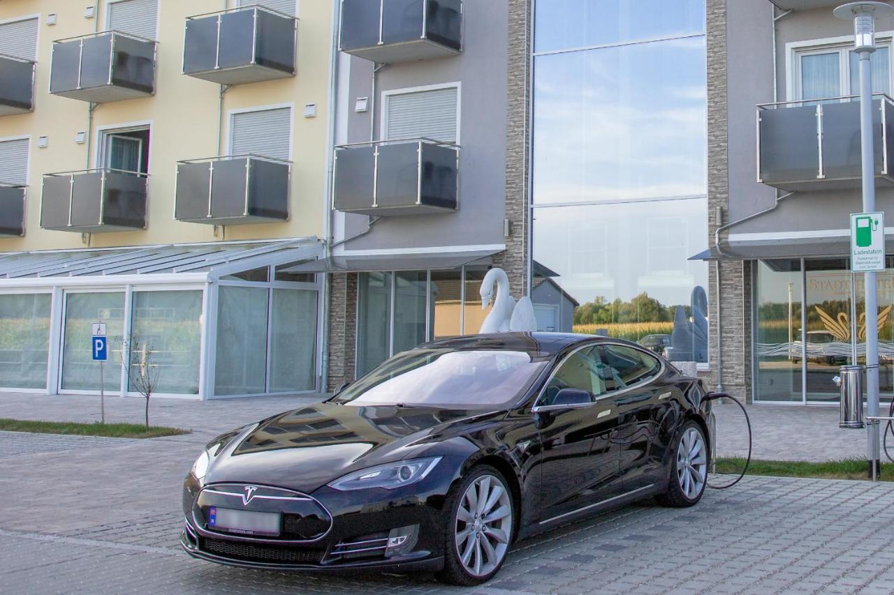 Stadthotel Donauwörth Esterno foto